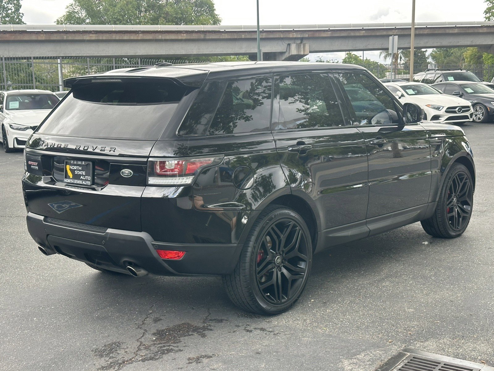 Used 2015 Land Rover Range Rover Sport Supercharged image 8