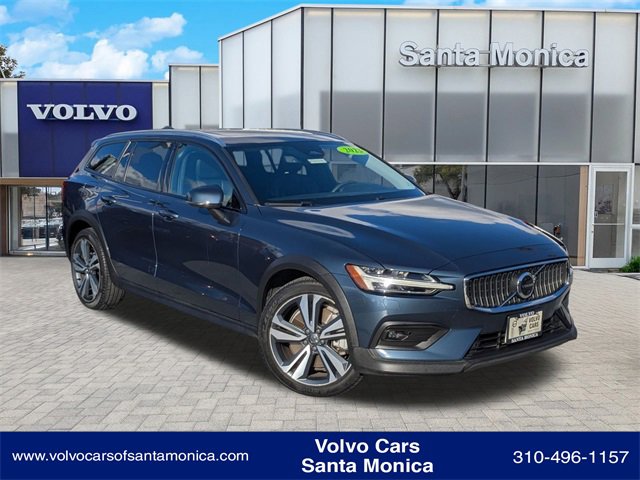 Used 2023 Volvo V60 B5 Cross Country Plus w/ Climate Package