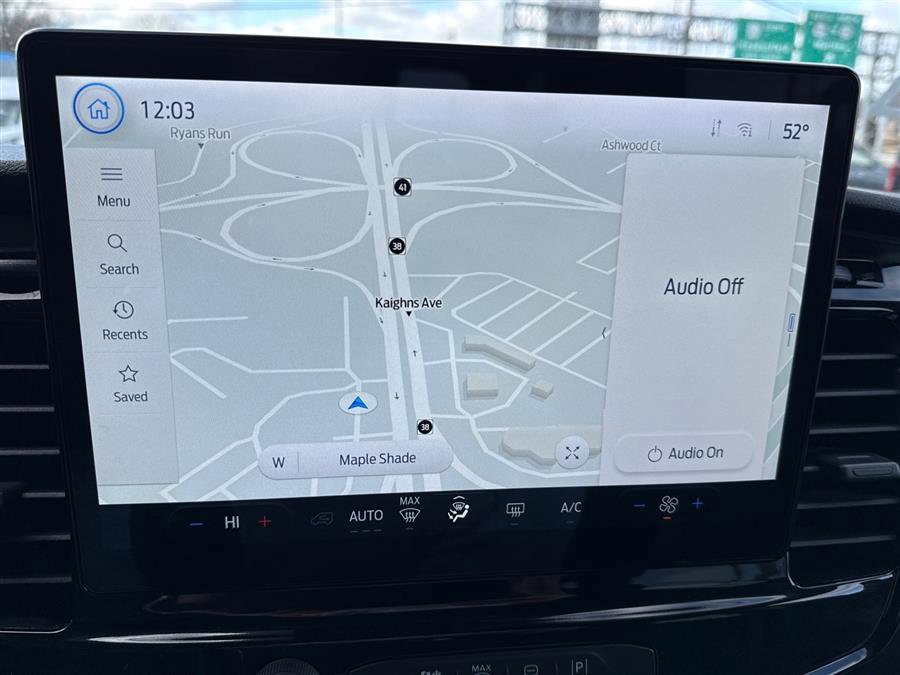 Used 2023 Ford Transit 350 XLT image 38