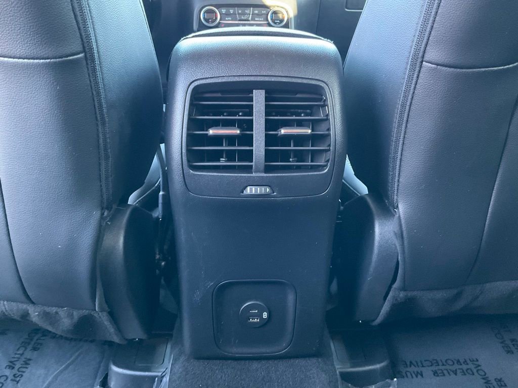 Used 2021 Ford Escape Titanium image 35