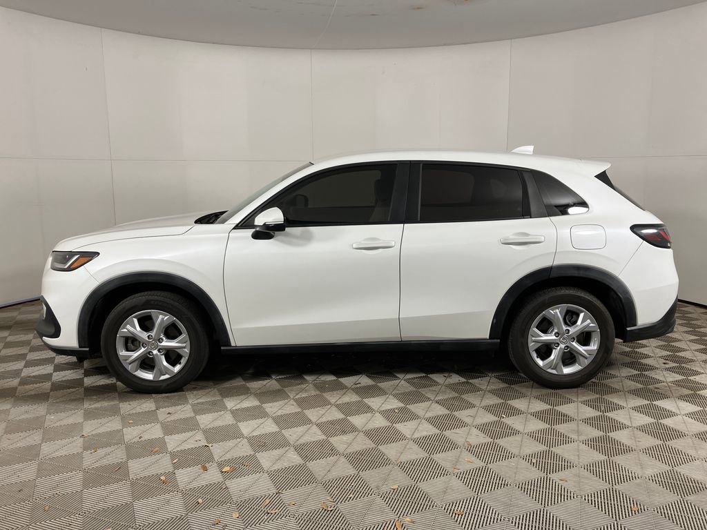 Used 2023 Honda HR-V LX image 8