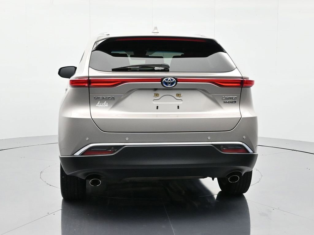 Used 2021 Toyota Venza Limited image 6