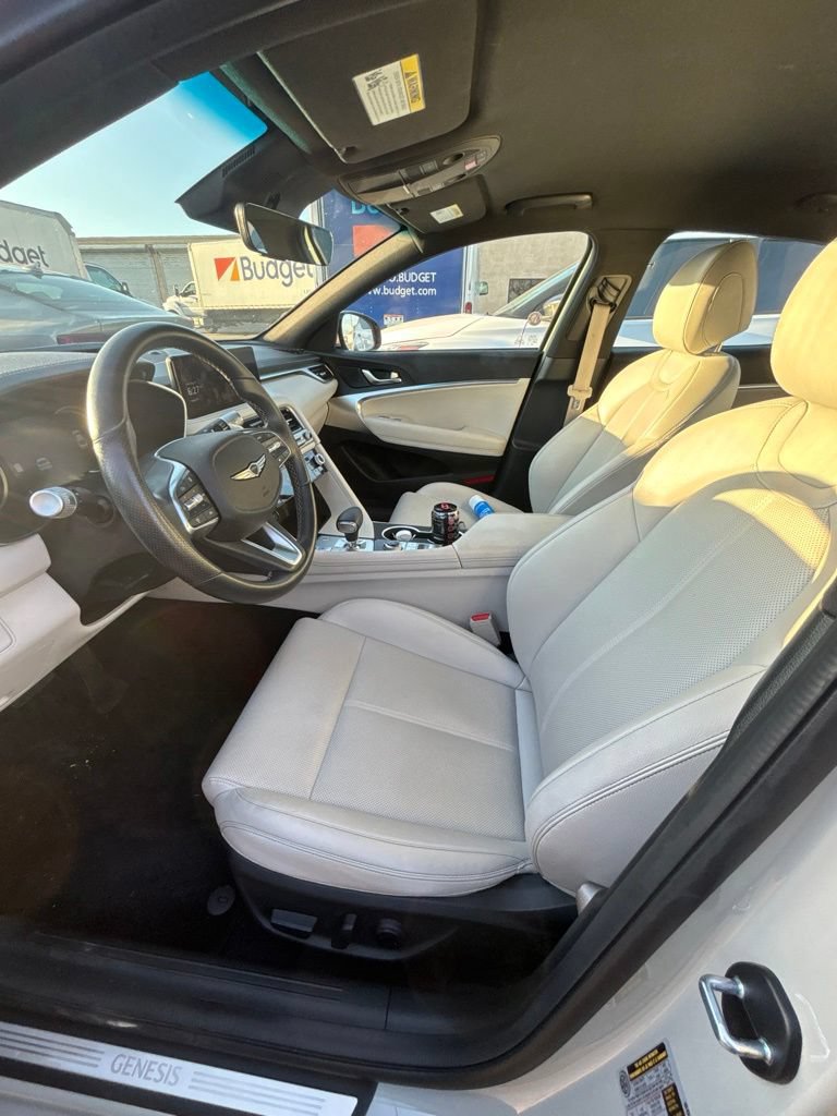Used 2025 Genesis G70 2.5T RWD image 8