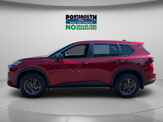 Used 2026 Nissan Rogue S AWD/4WD image 2