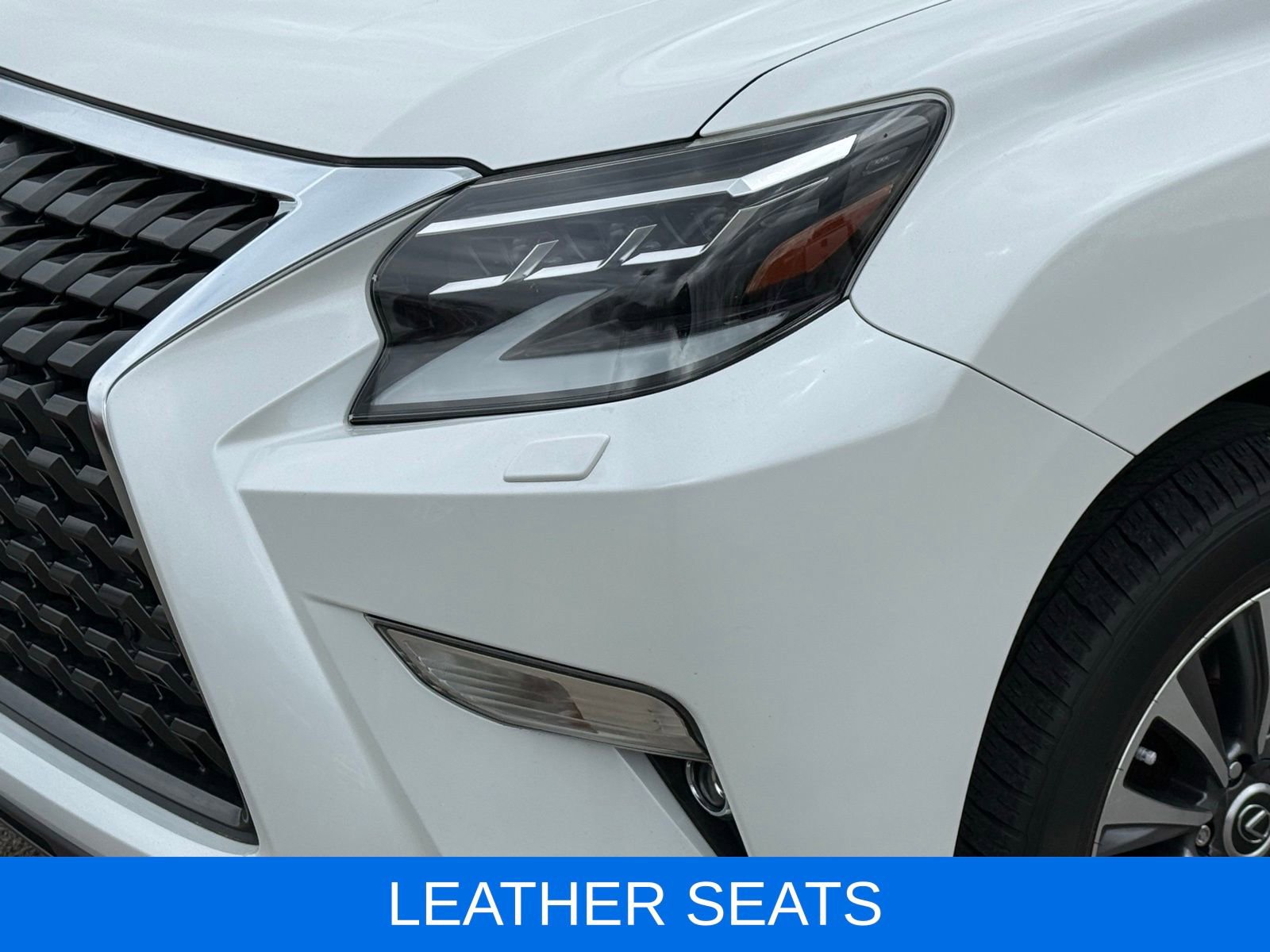 Used 2020 Lexus GX 460 Luxury w/ Off Road Package image 16