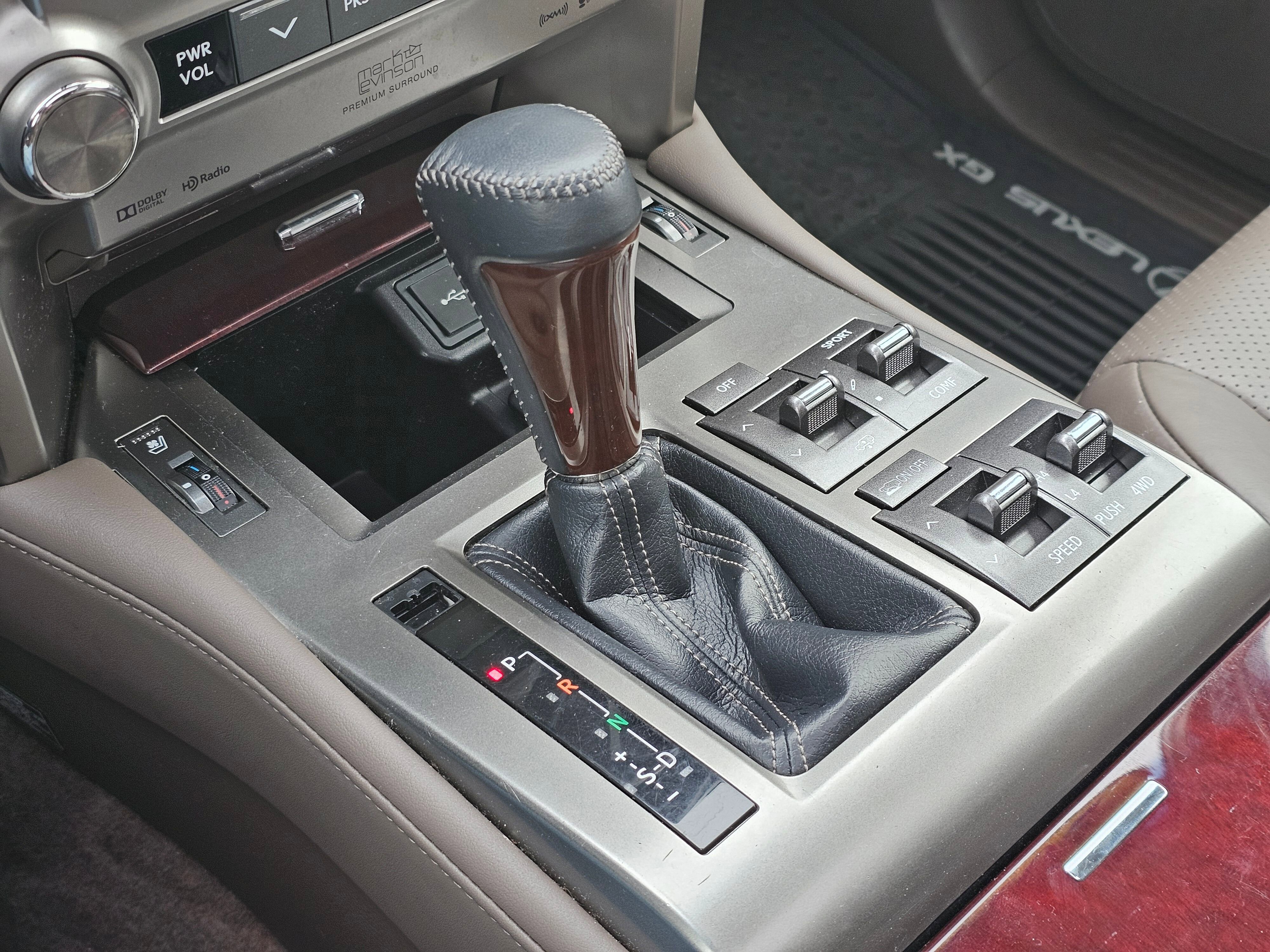 Used 2017 Lexus GX 460 Luxury image 35