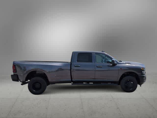 New 2026 RAM 3500 Tradesman AWD/4WD image 9