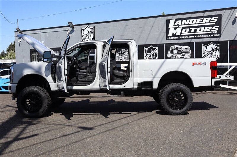 Used 2026 Ford F350 Platinum AWD/4WD image 37