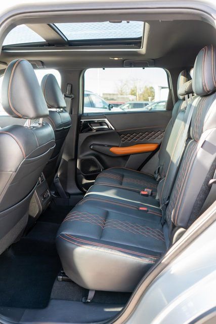 Used 2022 Mitsubishi Outlander SEL image 13