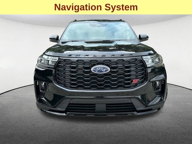Used 2025 Ford Explorer ST AWD/4WD image 4