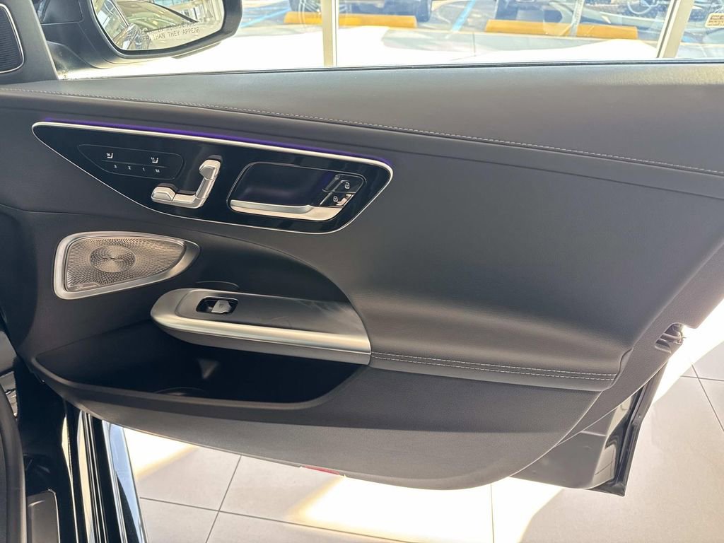 Used 2024 Mercedes-Benz C 300 Sedan image 14