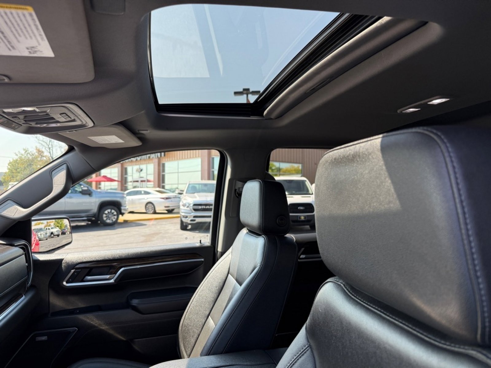 Used 2022 GMC Sierra 1500 Elevation w/ Elevation Premium Package image 41