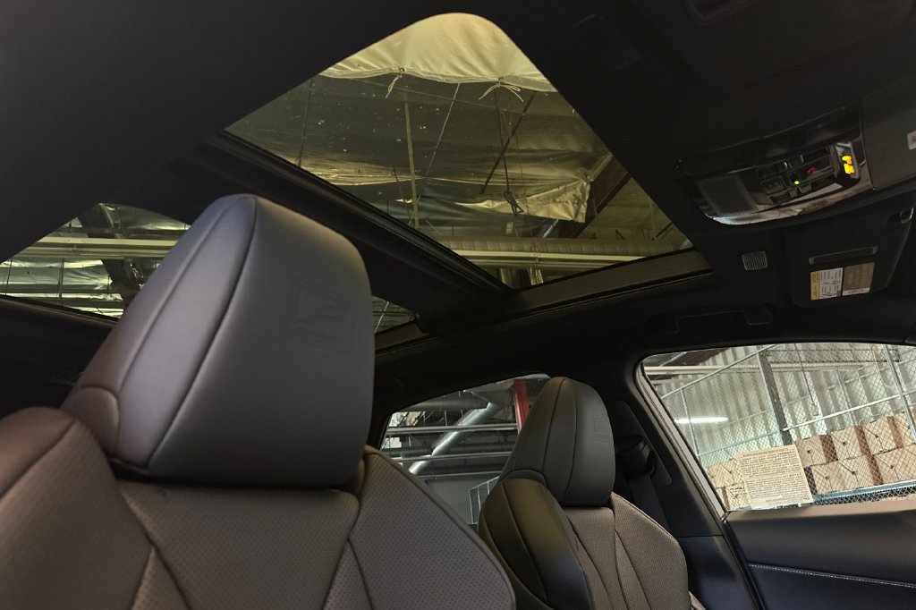 New 2026 Lexus NX 350h F Sport AWD/4WD image 17