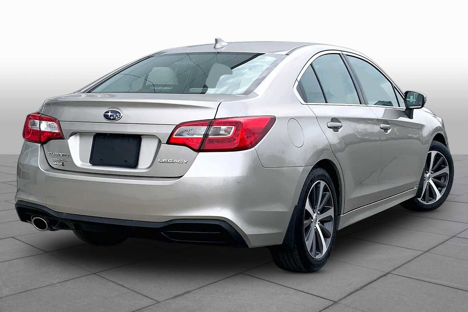 Used 2018 Subaru Legacy 2.5i Limited AWD/4WD image 12