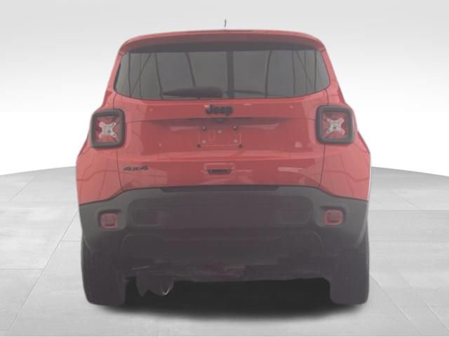 Used 2023 Jeep Renegade Latitude AWD/4WD image 5