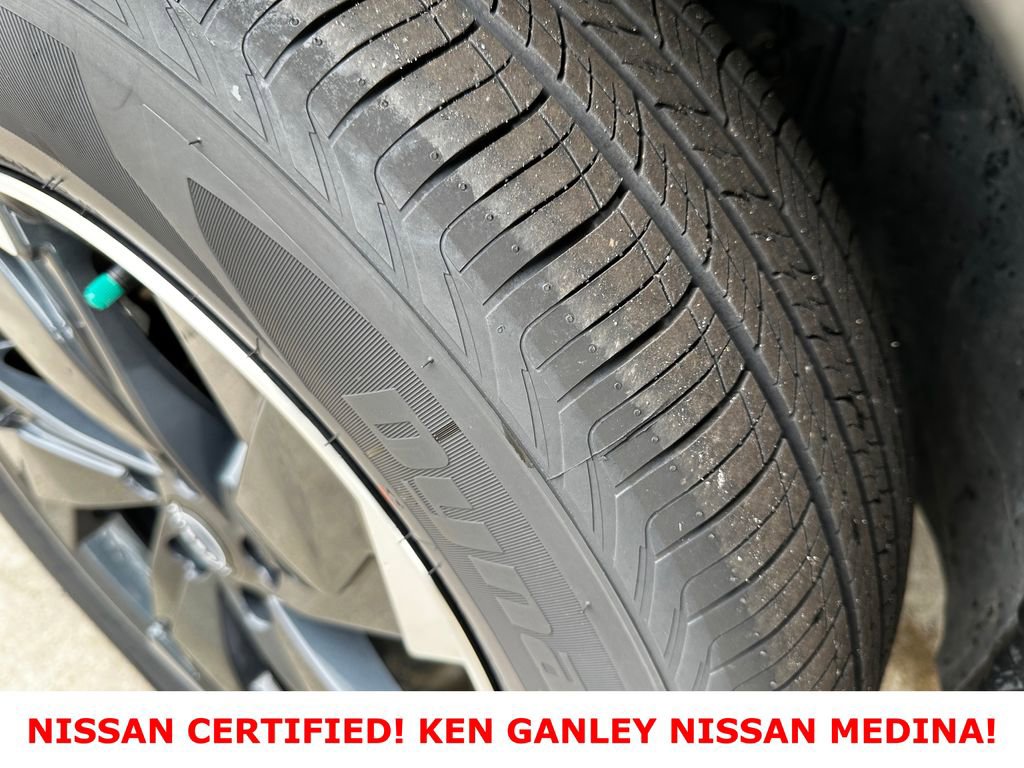 Certified 2026 Nissan Rogue SV AWD/4WD image 19