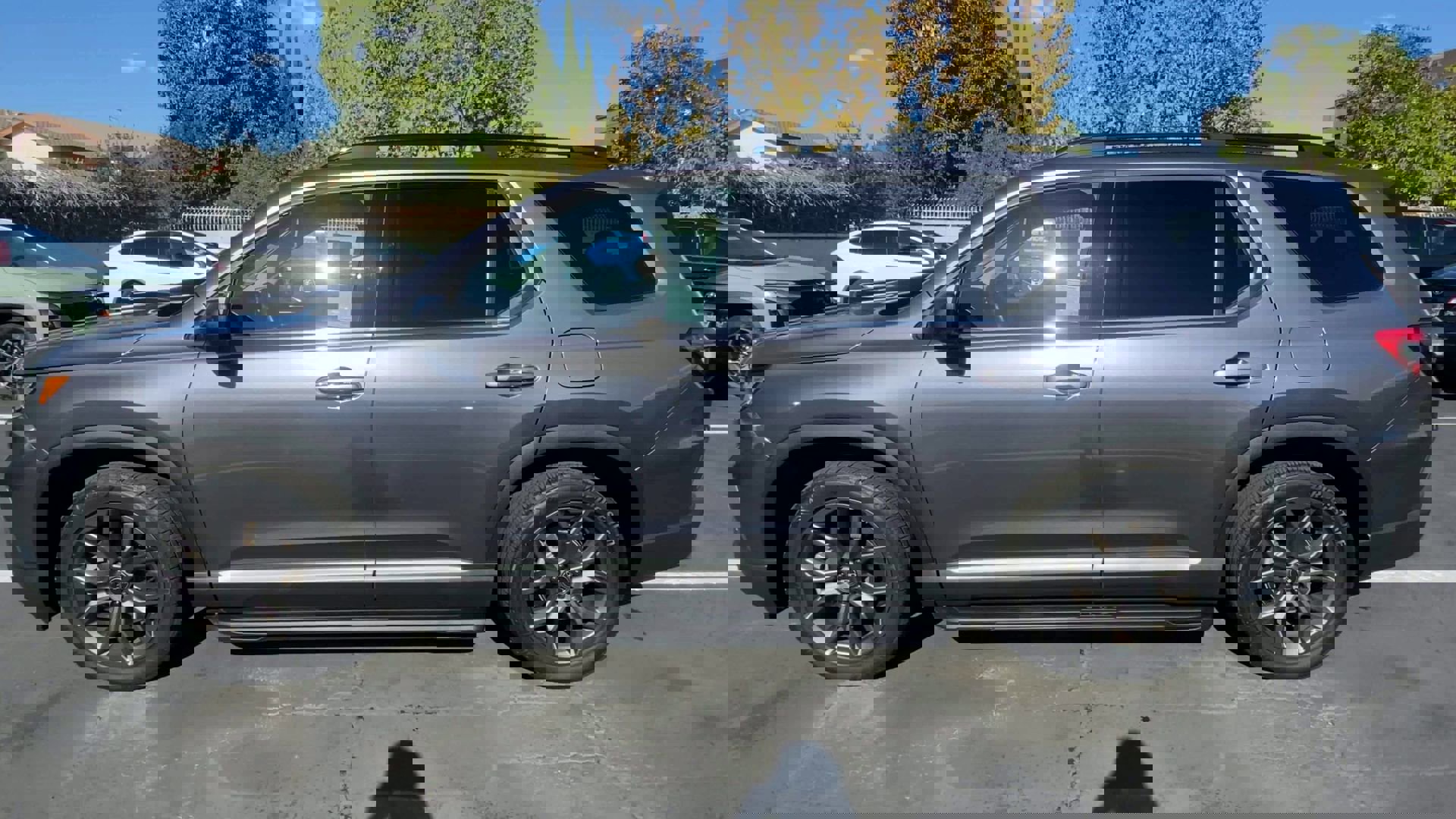 Used 2023 Honda Pilot Elite image 6