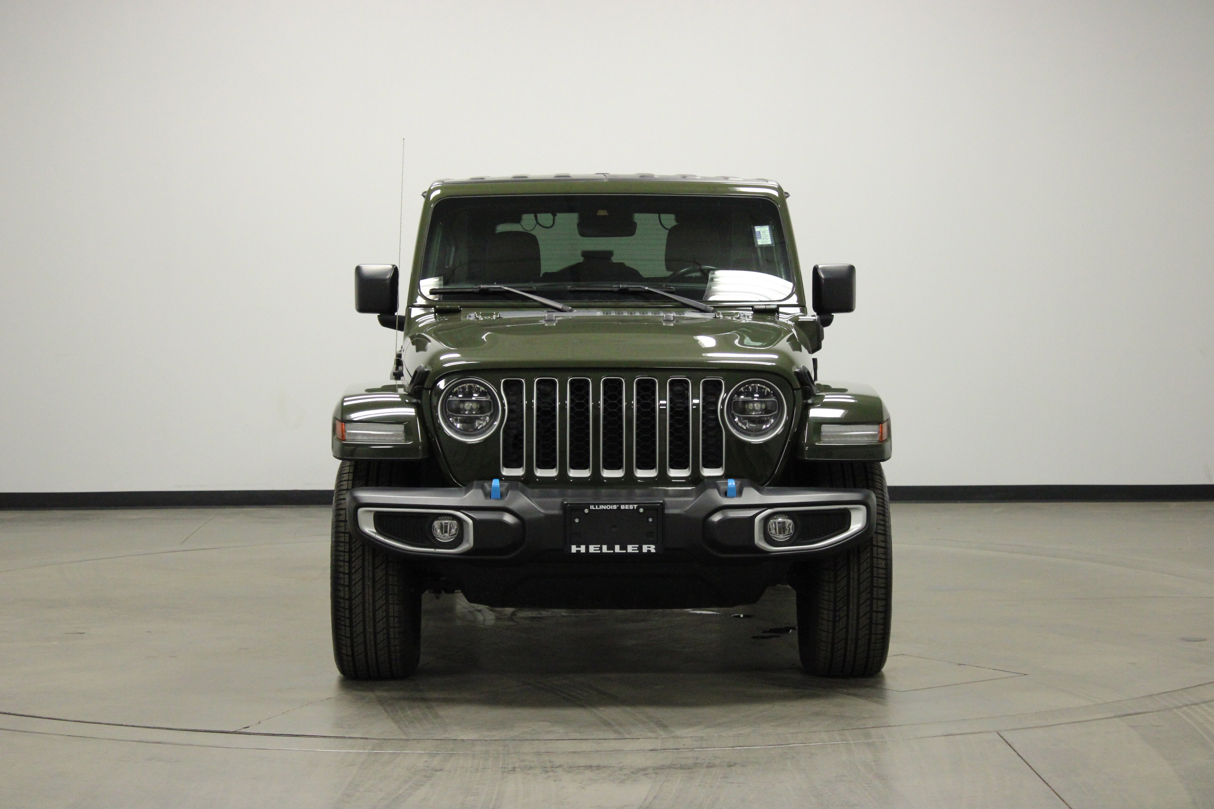 Used 2022 Jeep Wrangler Unlimited Sahara w/ Safety Group image 3