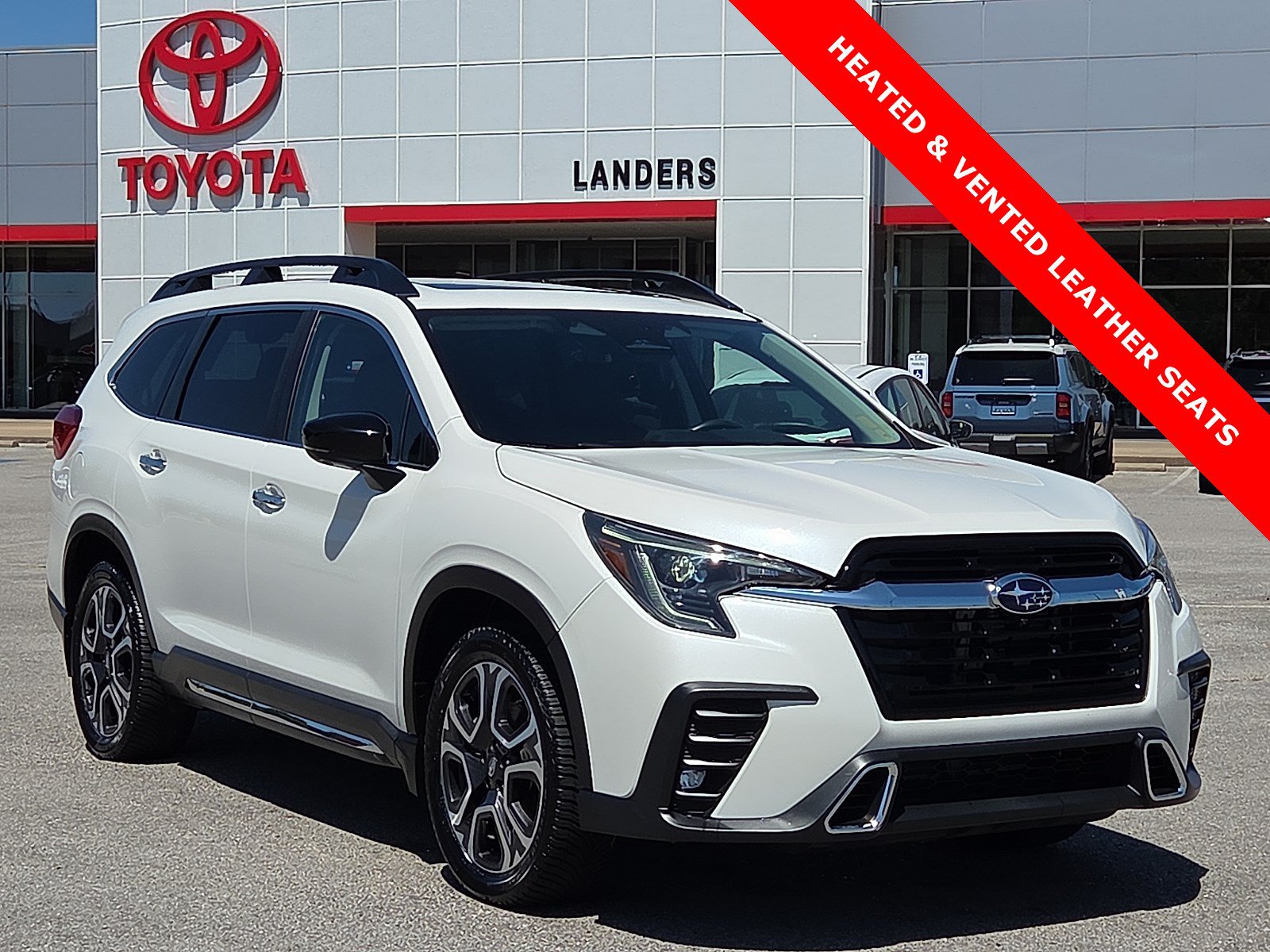 Used 2024 Subaru Ascent Touring w/ Popular Package #2