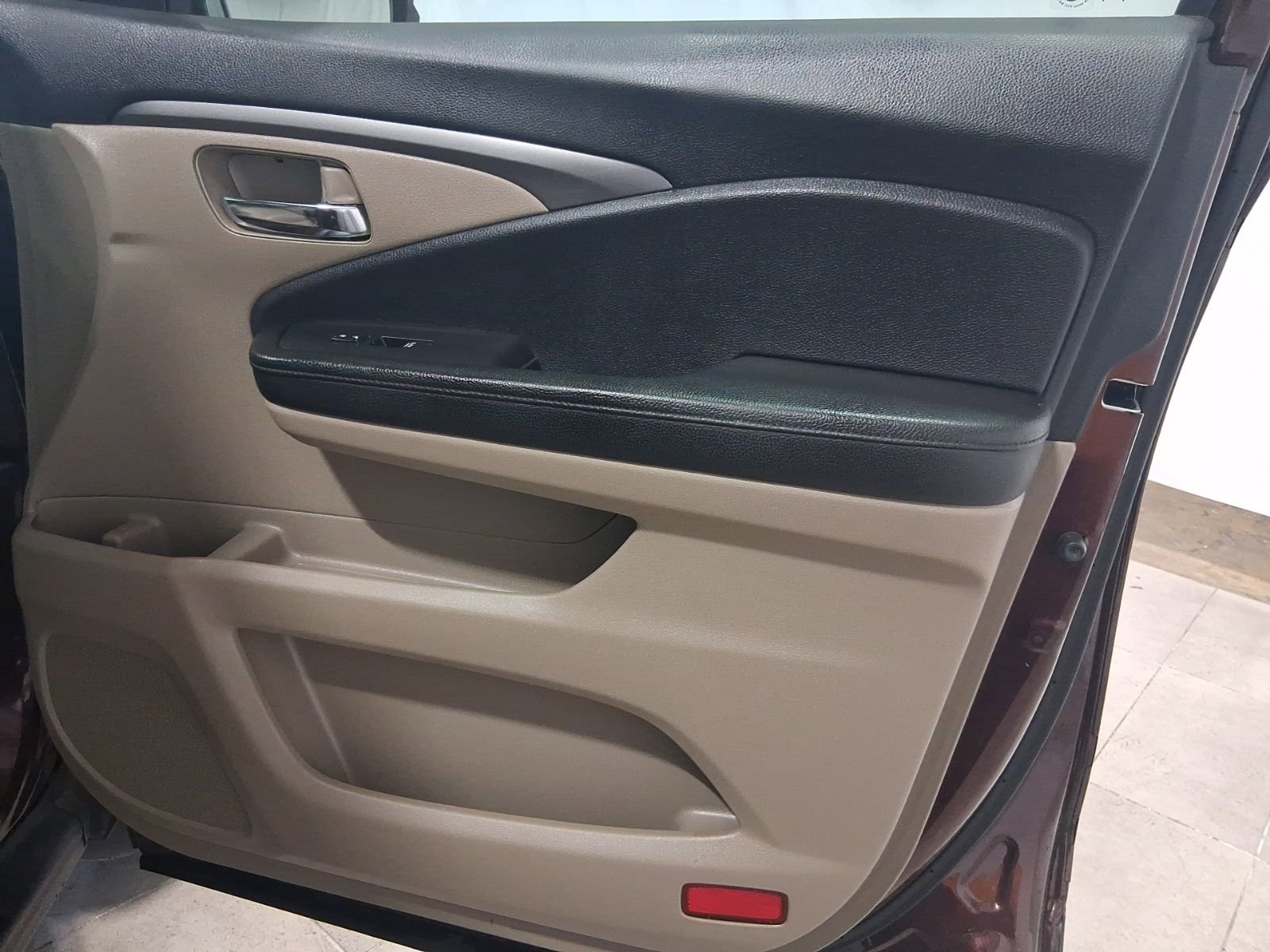 Used 2017 Honda Pilot EX-L image 18