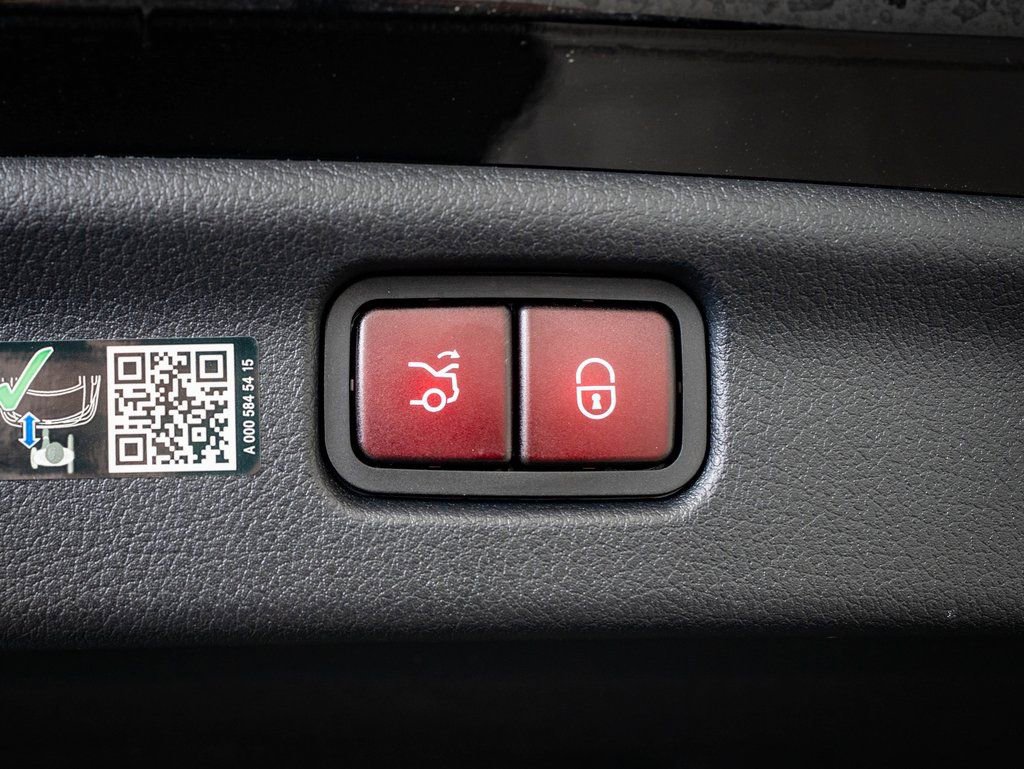 Certified 2025 Mercedes-Benz C 300 4MATIC Sedan image 19