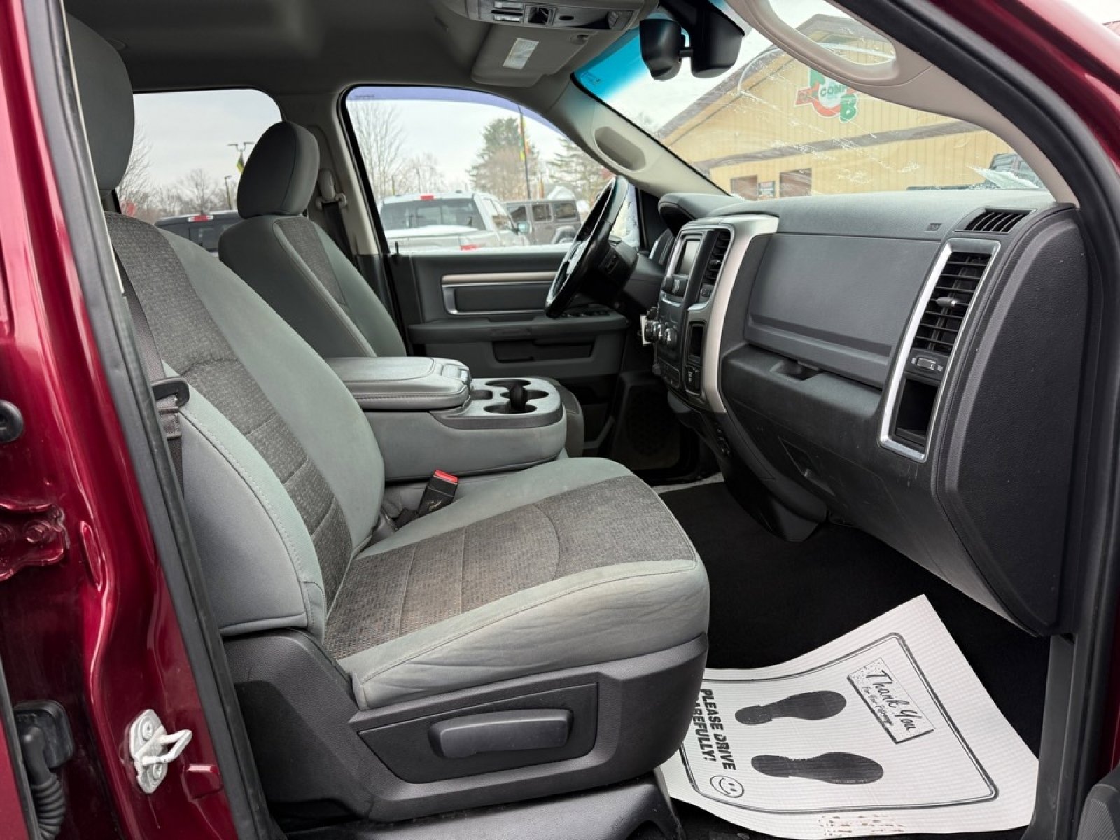 Used 2017 RAM 1500 Classic SLT w/ Luxury Group image 11