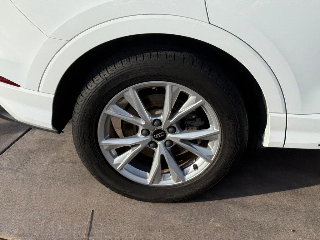 Used 2023 Audi Q3 2.0T Premium image 7