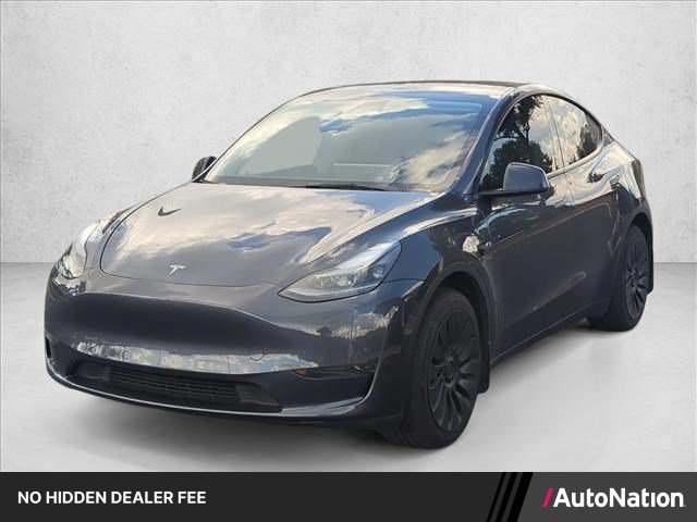 Used 2025 Tesla Model Y Long Range RWD image 1