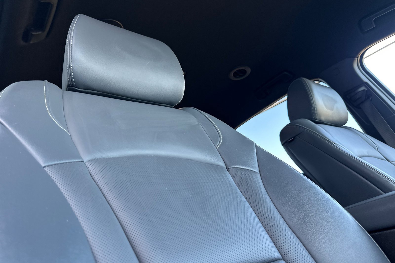 Used 2024 Buick Enclave Premium image 20