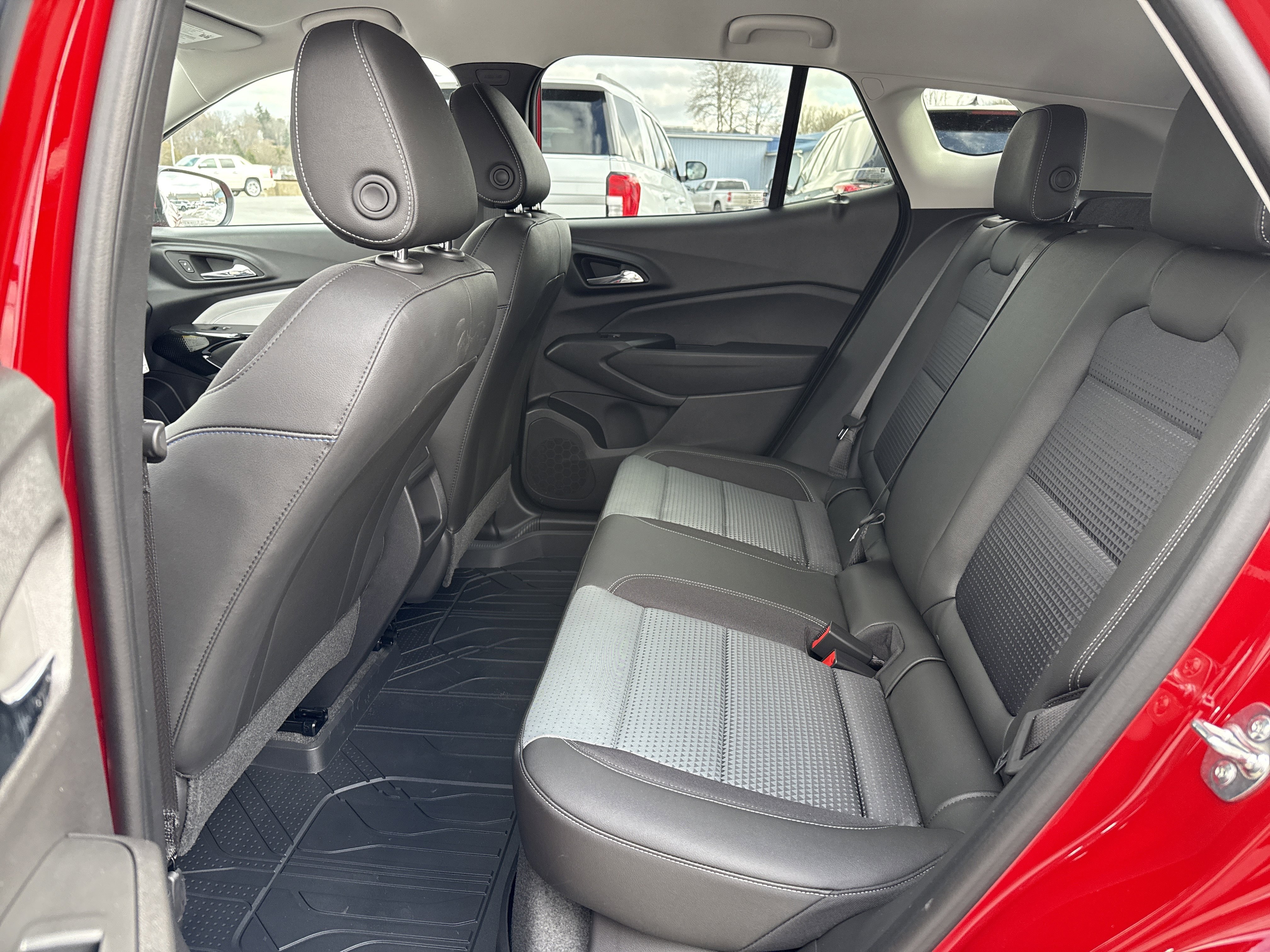 New 2026 Chevrolet Trax LT w/ Driver Confidence Package image 13