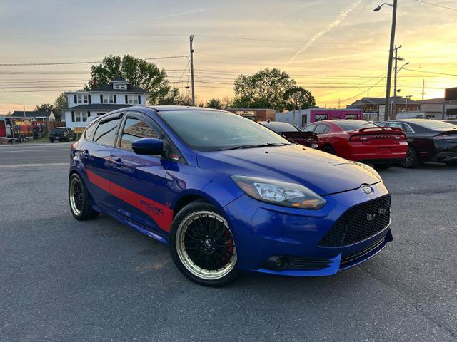 Used 2014 Ford Focus ST FWD image 2