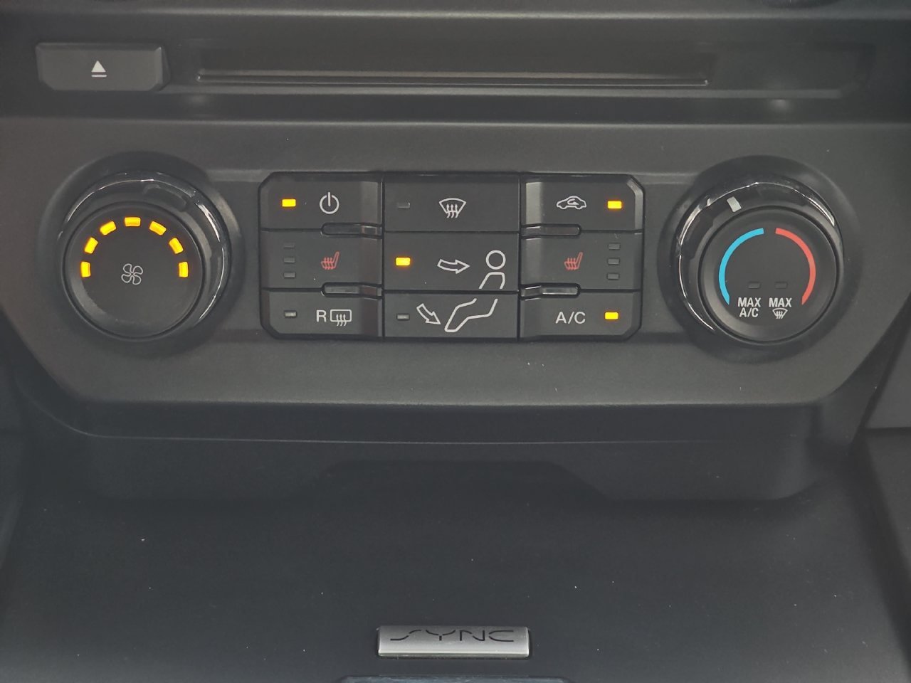 Used 2017 Ford F350 XLT AWD/4WD image 25
