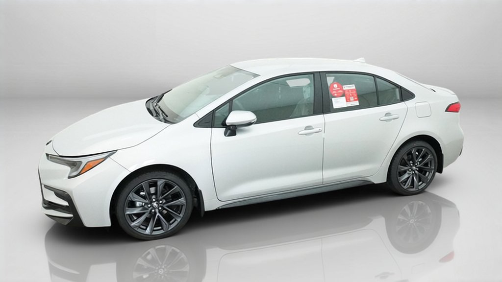 New 2027 Toyota Corolla SE FWD image 3