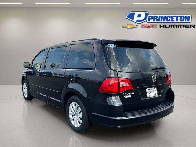 Used 2013 Volkswagen Routan SE image 5