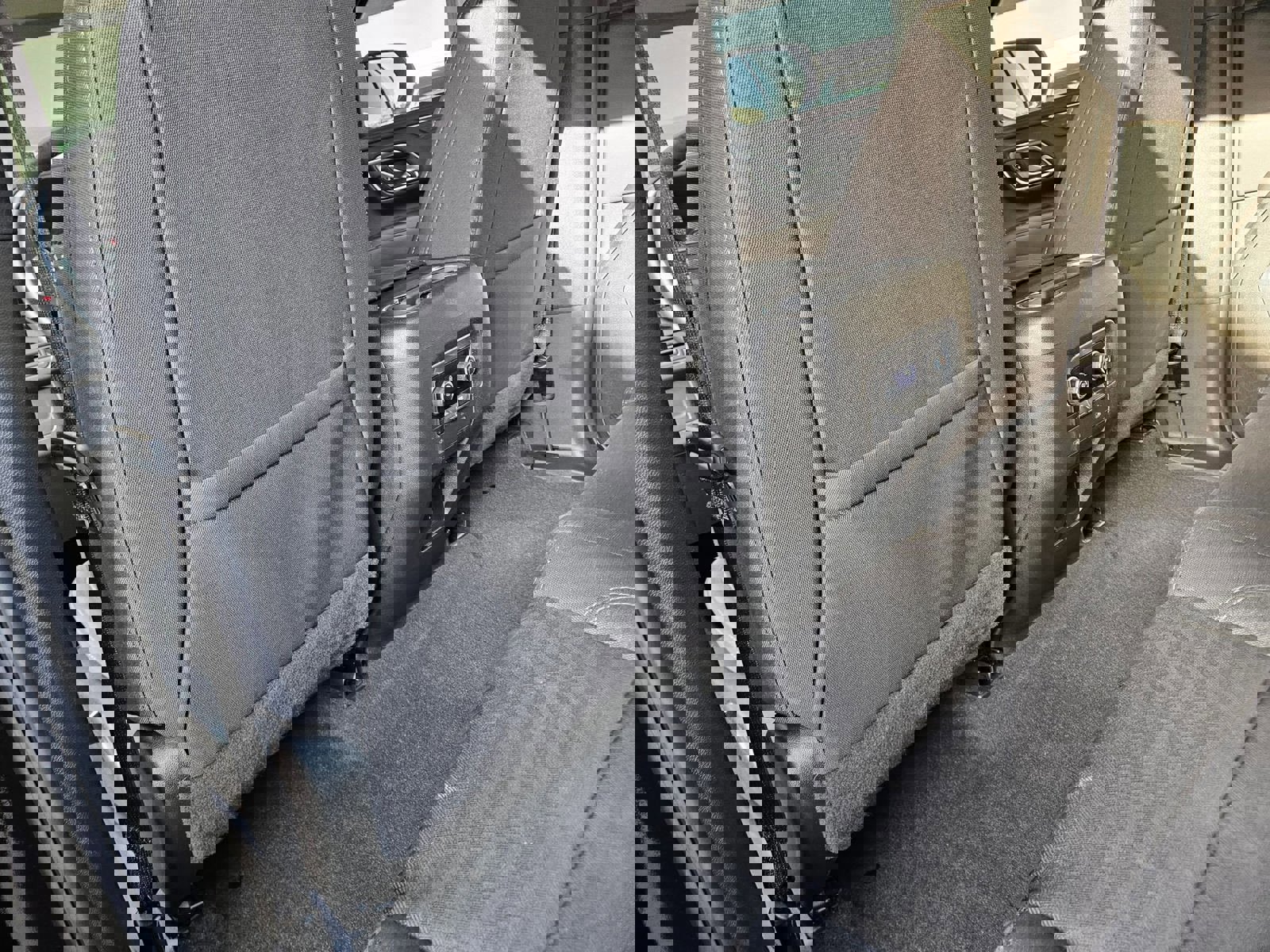 Used 2024 Chevrolet Tahoe LS image 23