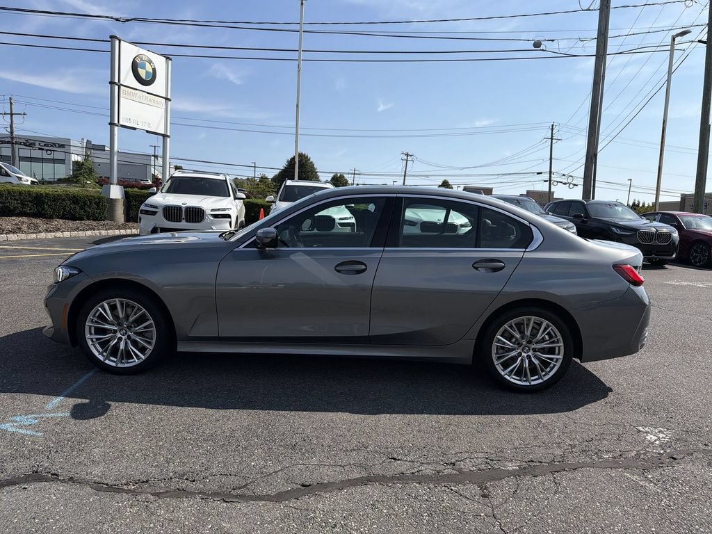 Used 2024 BMW 330i xDrive Sedan w/ Premium Package AWD/4WD image 11