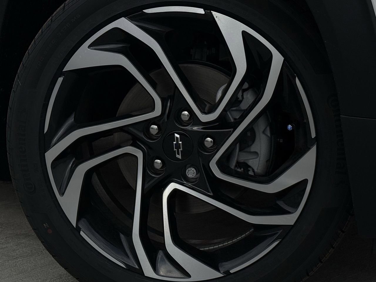 New 2026 Chevrolet TrailBlazer RS w/ Convenience Package FWD image 9