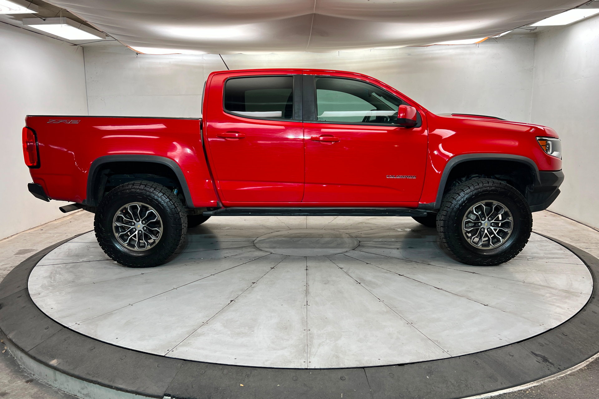 Used 2020 Chevrolet Colorado ZR2 AWD/4WD image 7