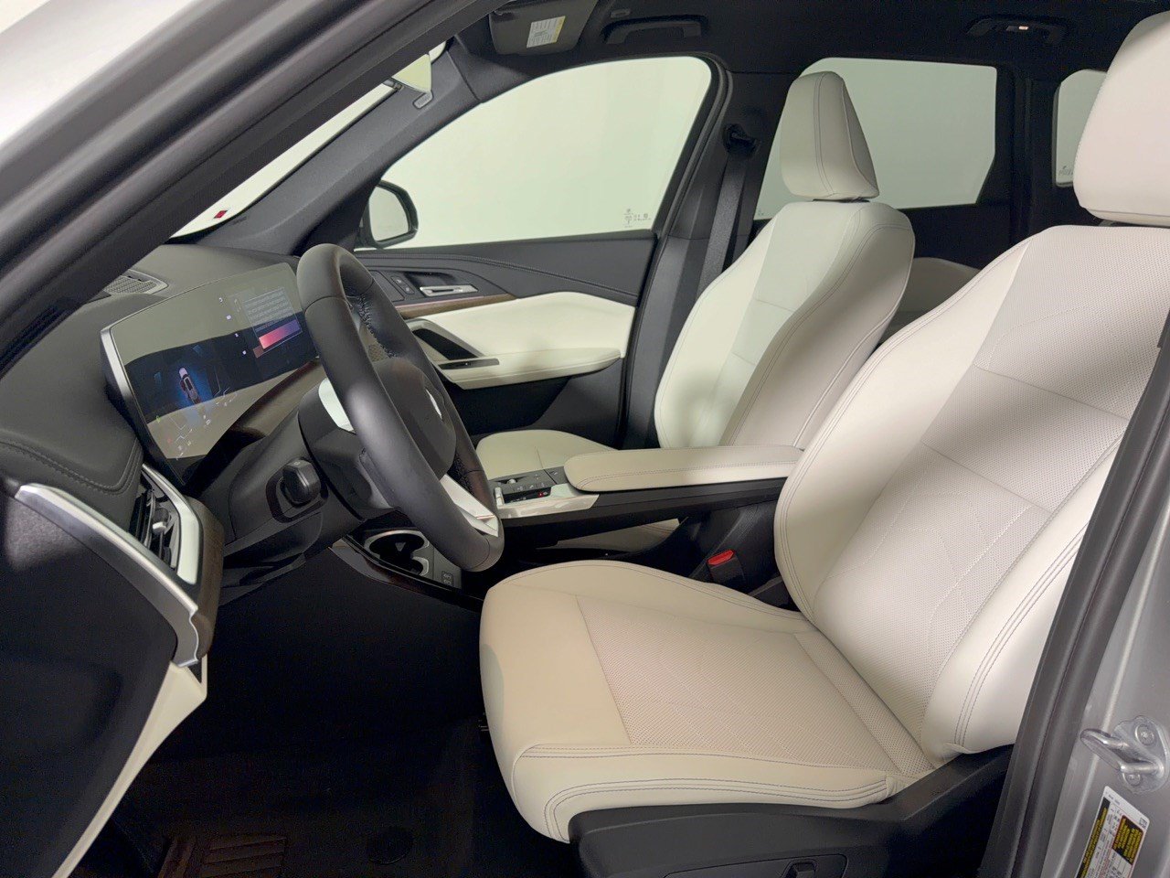 New 2027 BMW X1 xDrive28i AWD/4WD image 5