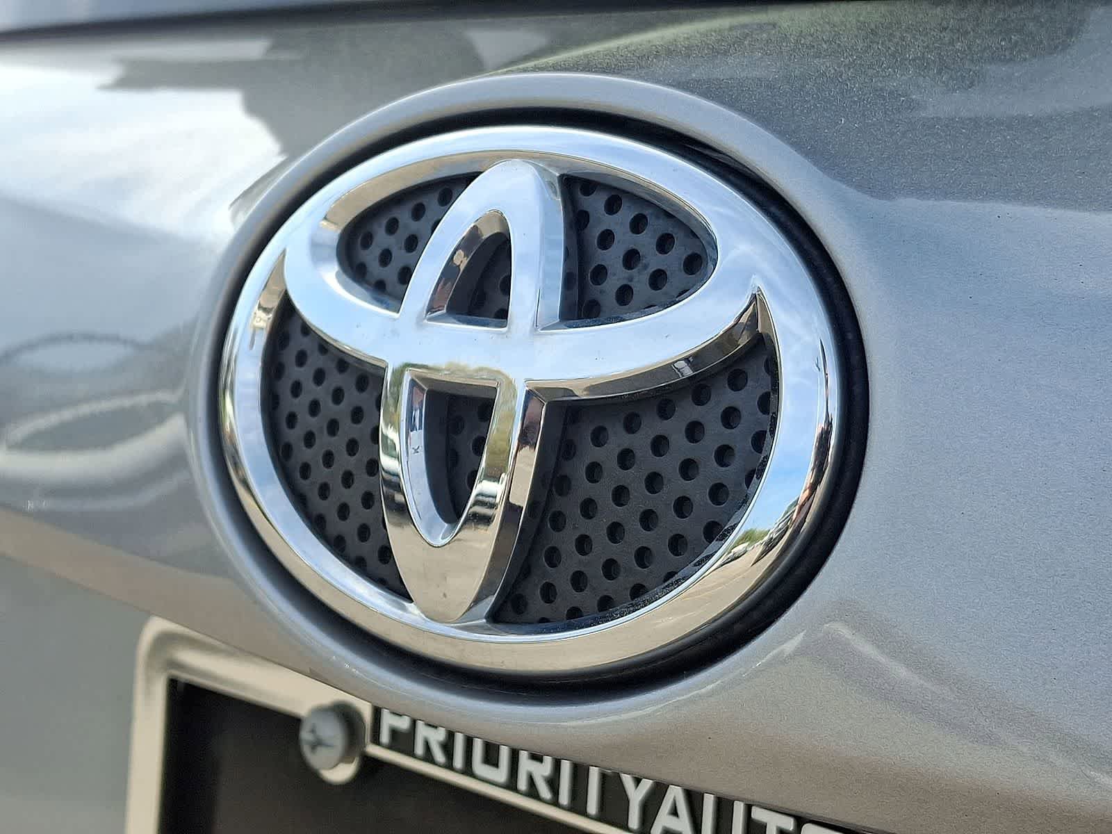 Used 2017 Toyota RAV4 XLE w/ Plus Special Value Package image 35