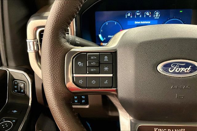 Used 2025 Ford F350 King Ranch AWD/4WD image 28