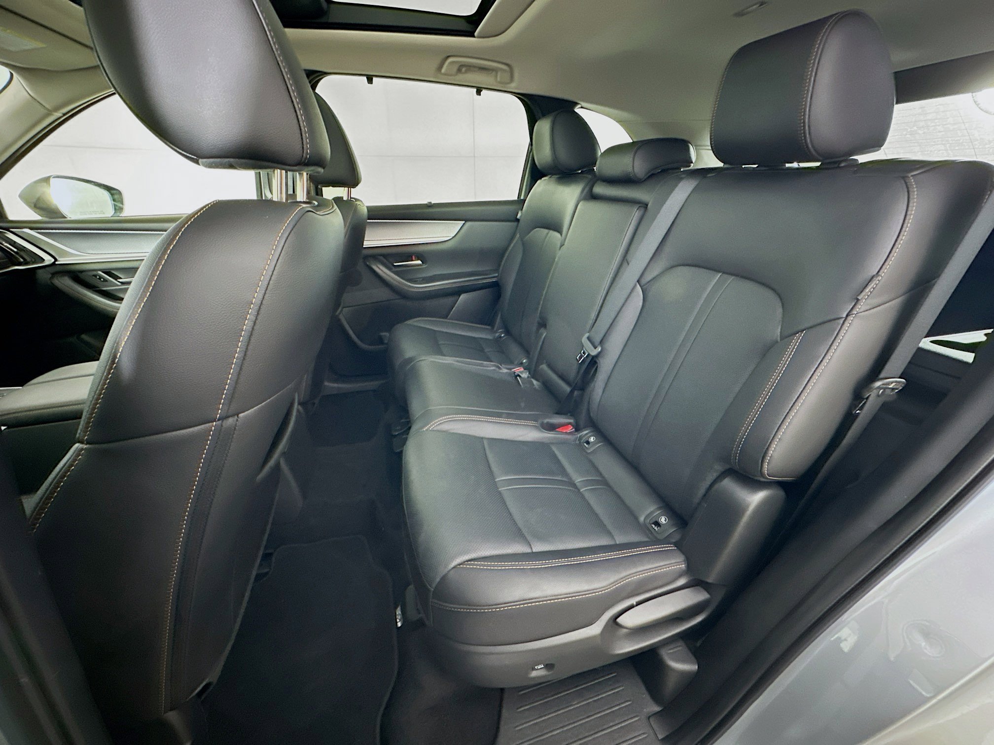 Used 2025 MAZDA CX-90 3.3 Turbo w/ Premium Sport Pkg image 29