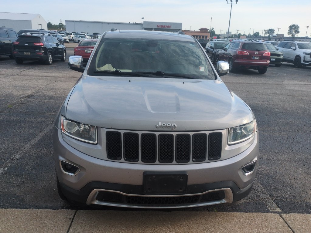 Used 2014 Jeep Grand Cherokee Limited w/ Trailer Tow Group IV AWD/4WD image 2