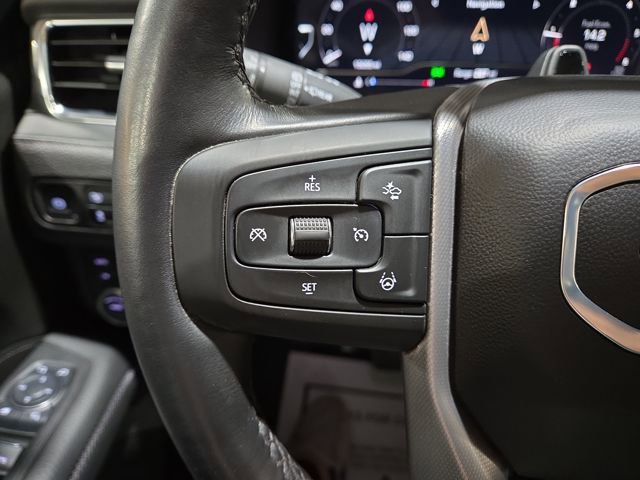 Used 2024 GMC Yukon XL Denali w/ Advanced Technology Package image 19