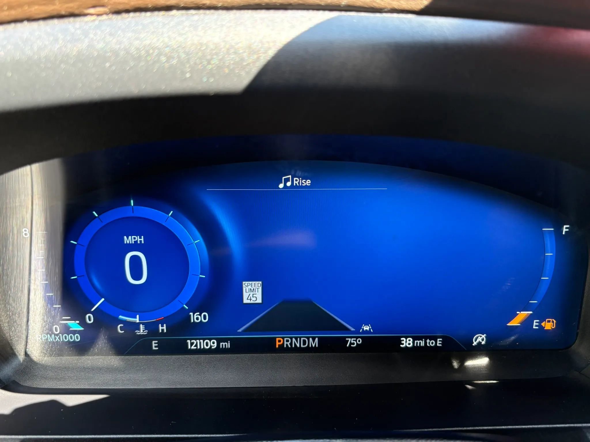 Used 2021 Ford Explorer King Ranch w/ Premium Technology Package AWD/4WD image 48