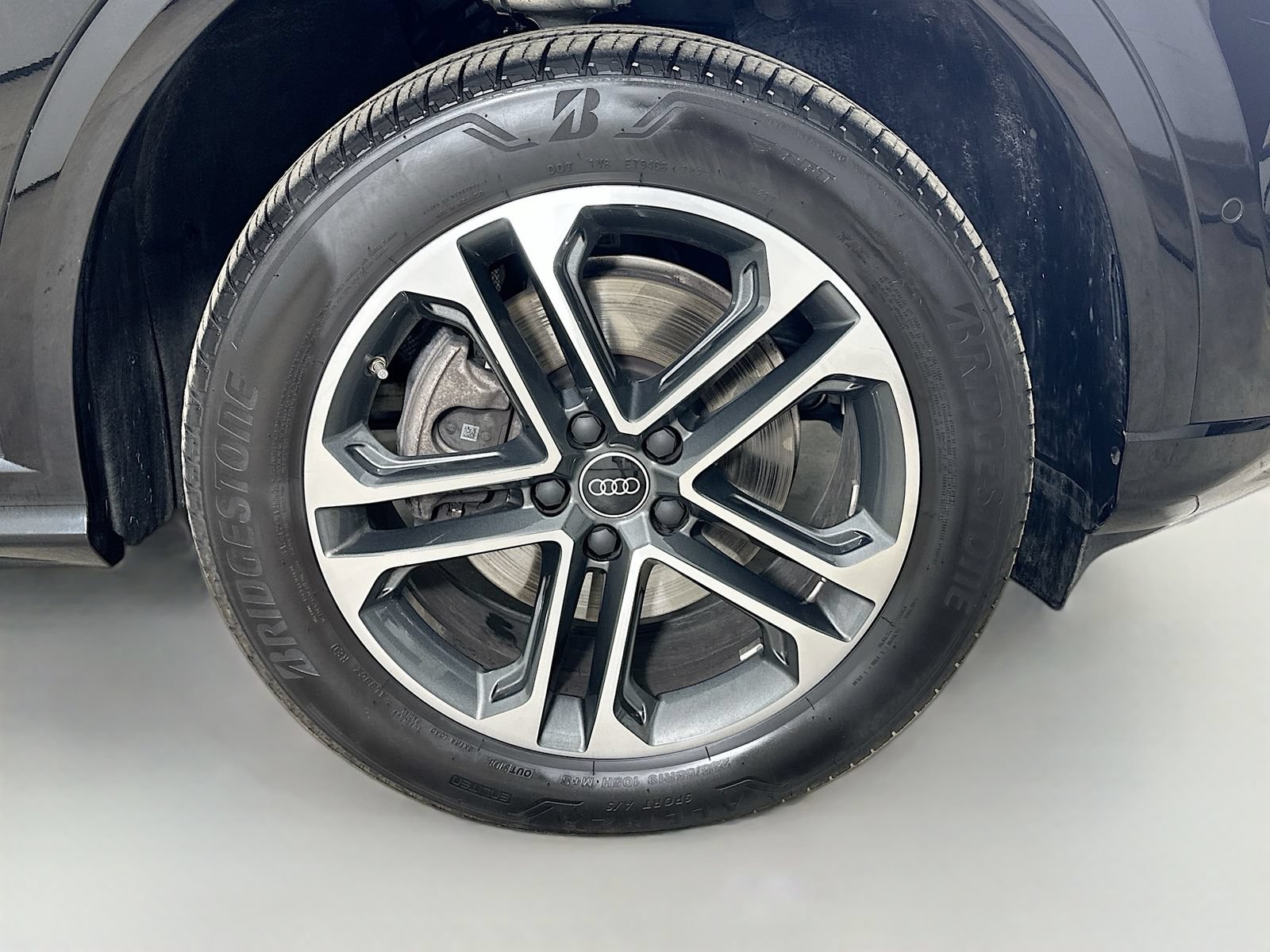 Used 2025 Audi Q5 Premium AWD/4WD image 10