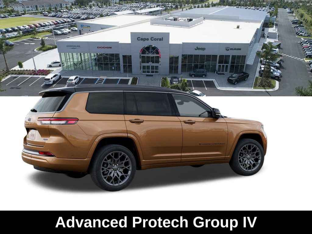 New 2026 Jeep Grand Cherokee L Summit w/ Obsidian Package AWD/4WD image 4