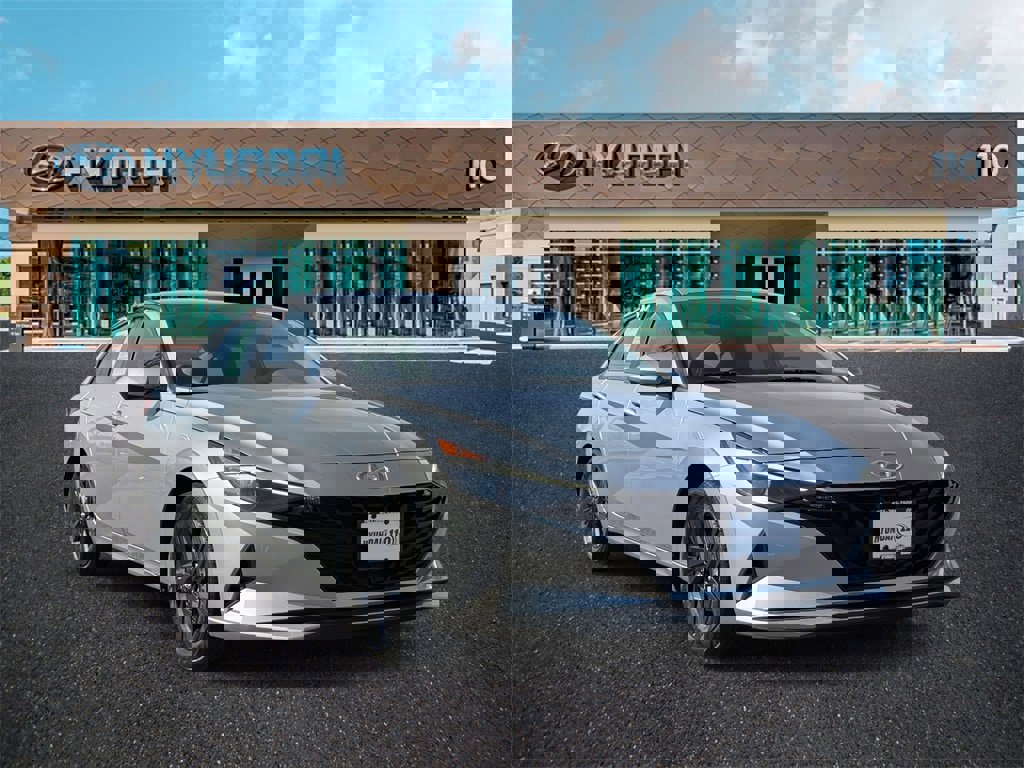 Certified 2022 Hyundai Elantra SEL