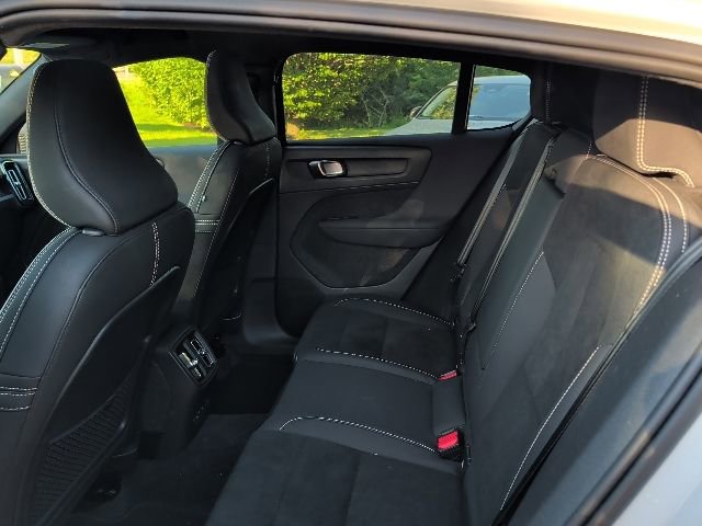 Used 2023 Volvo C40 P8 Recharge Ultimate AWD/4WD image 22