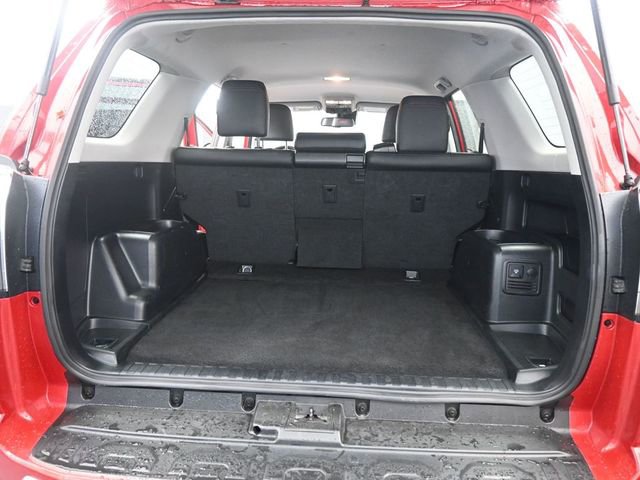 Used 2024 Toyota 4Runner TRD Off-Road Premium image 8